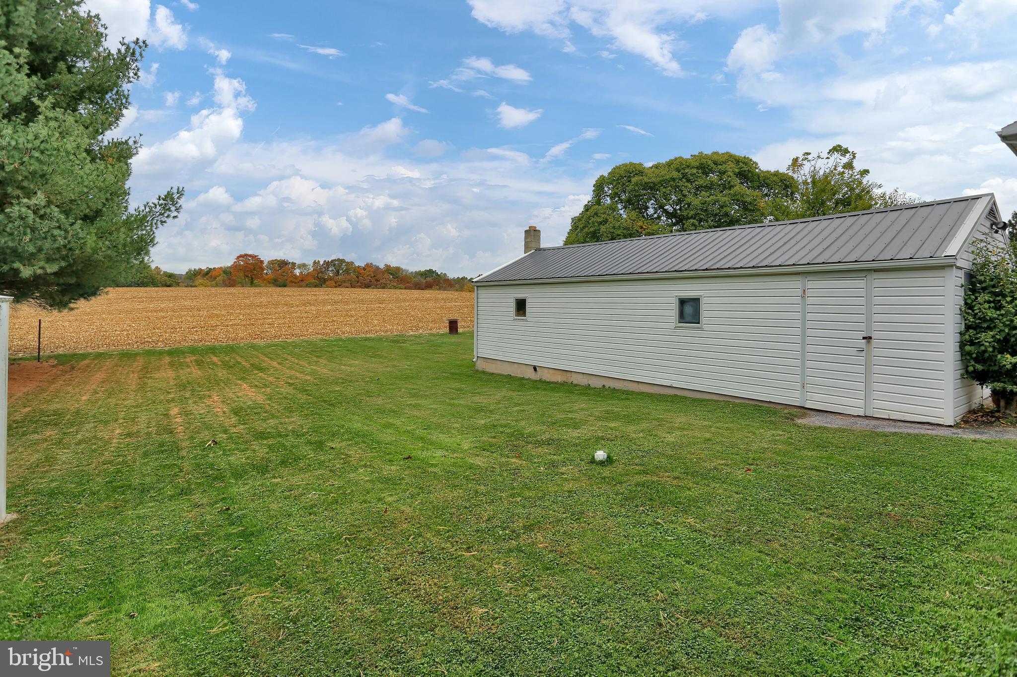 6571 York Road Spring Grove, PA 17362 - Photo 5 of 29 Gallery Image 5
