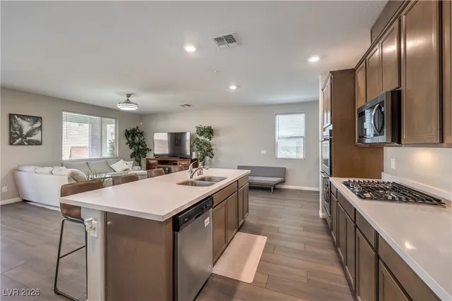 $3,333 | 10646 Silver Pond Avenue, Las Vegas, NV 89135