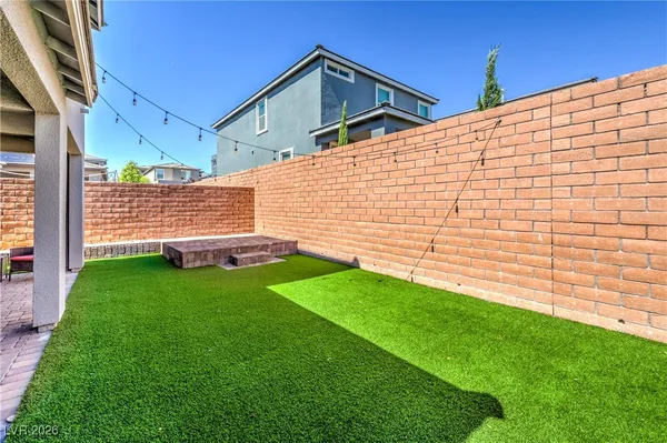 $3,333 | 10646 Silver Pond Avenue, Las Vegas, NV 89135