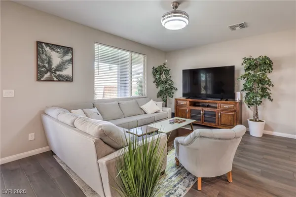 $3,333 | 10646 Silver Pond Avenue, Las Vegas, NV 89135