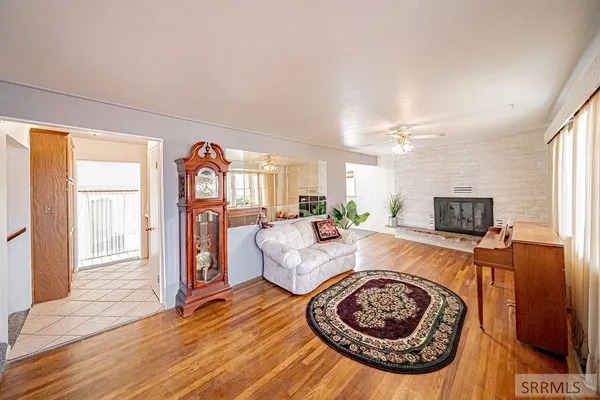 $374,900 | 386 North Fisher Street, Blackfoot, ID 83221