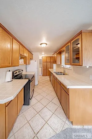 $374,900 | 386 North Fisher Street, Blackfoot, ID 83221