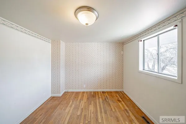 $374,900 | 386 North Fisher Street, Blackfoot, ID 83221