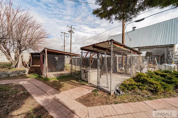 $374,900 | 386 North Fisher Street, Blackfoot, ID 83221
