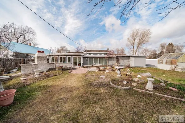 $374,900 | 386 North Fisher Street, Blackfoot, ID 83221