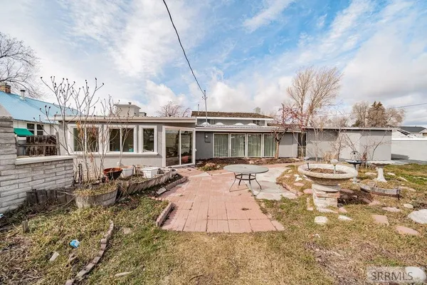 $374,900 | 386 North Fisher Street, Blackfoot, ID 83221