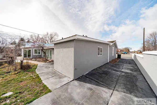 $374,900 | 386 North Fisher Street, Blackfoot, ID 83221