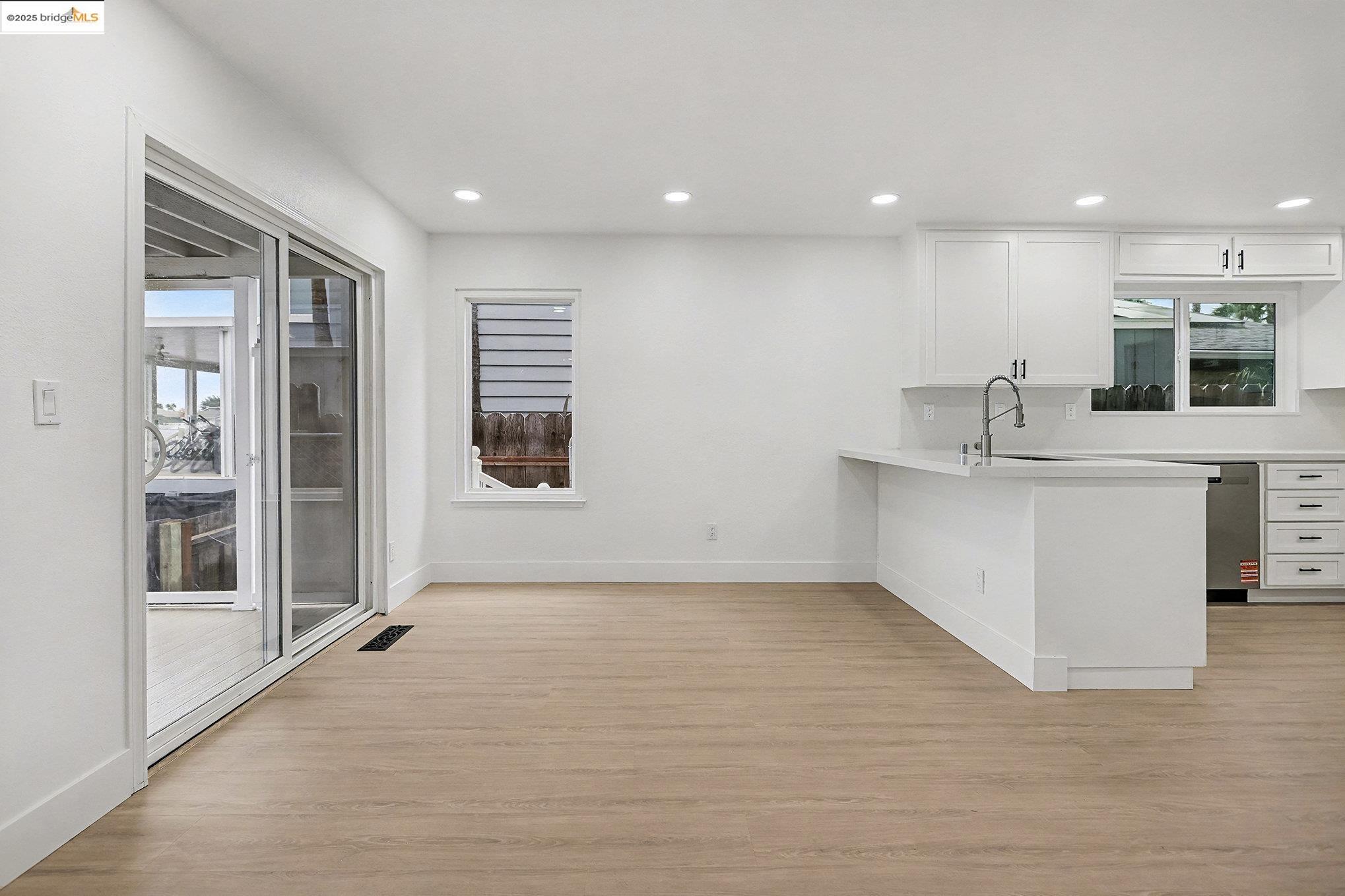 4741 Discovery Point Discovery Bay, CA 94505 - Photo 12 of 48