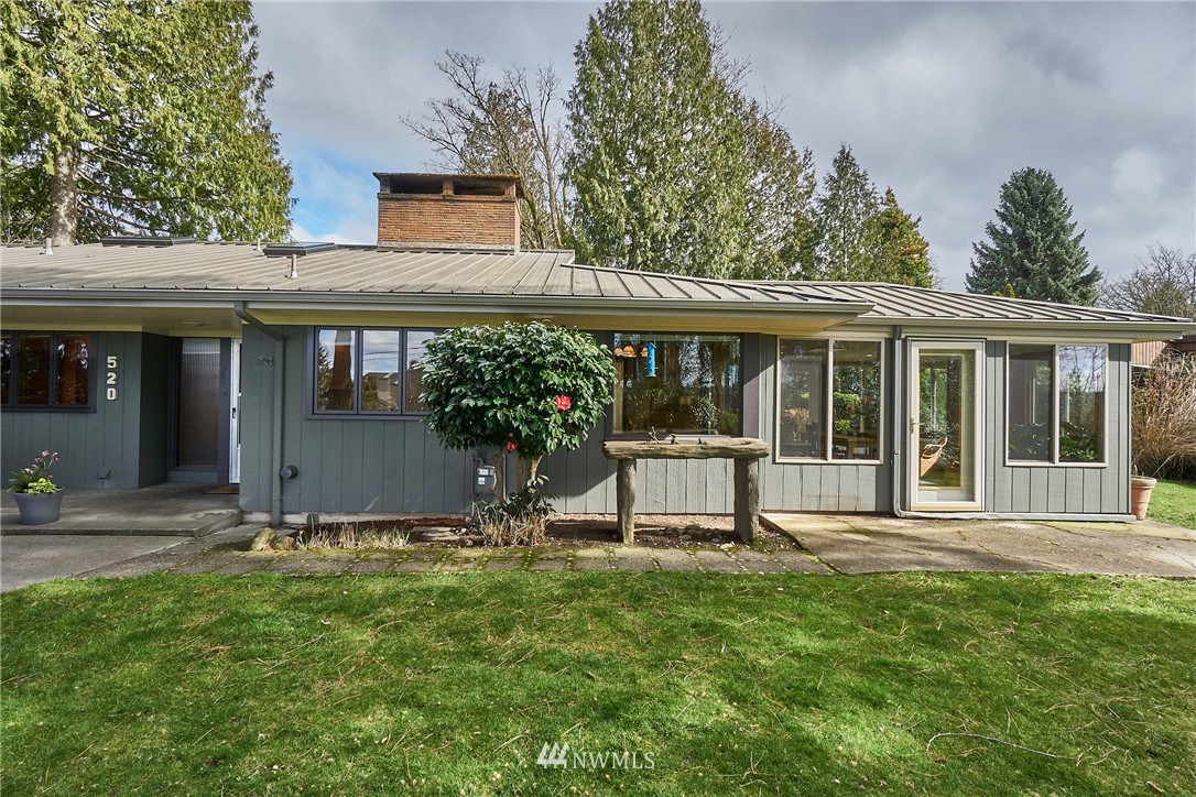 520 Scenic Way Kent, WA 98030 - Photo 2 of 18