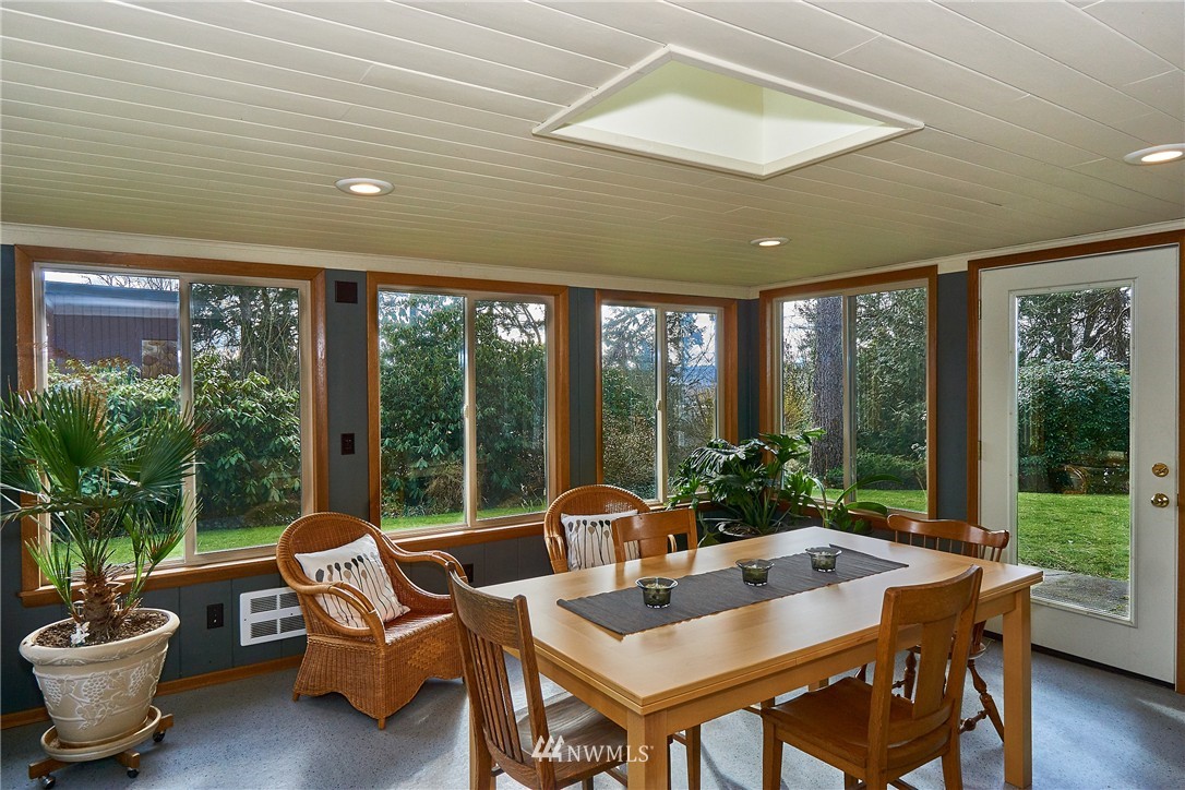 520 Scenic Way Kent, WA 98030 - Photo 12 of 18