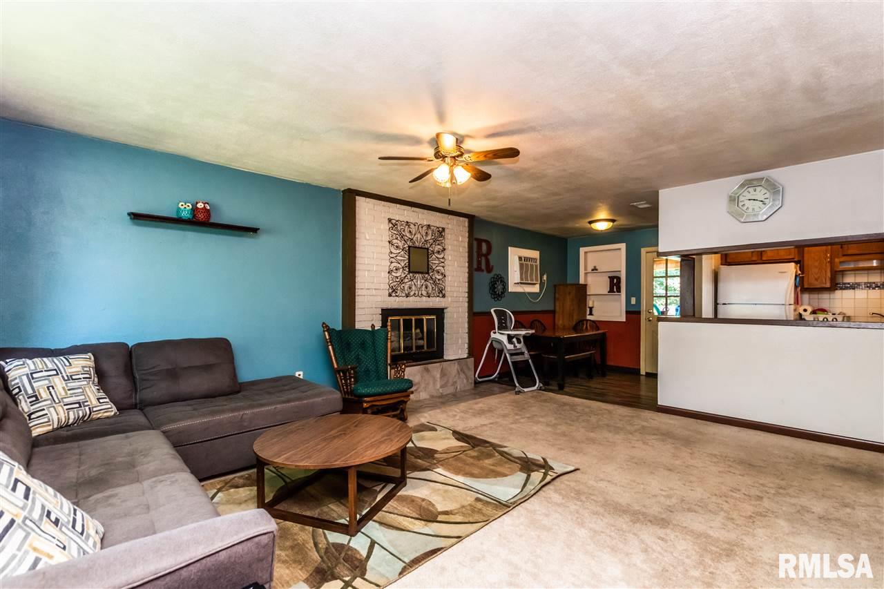 207 Craig Road Marquette Heights, IL 61554 - Photo 4 of 25 Gallery Image 4