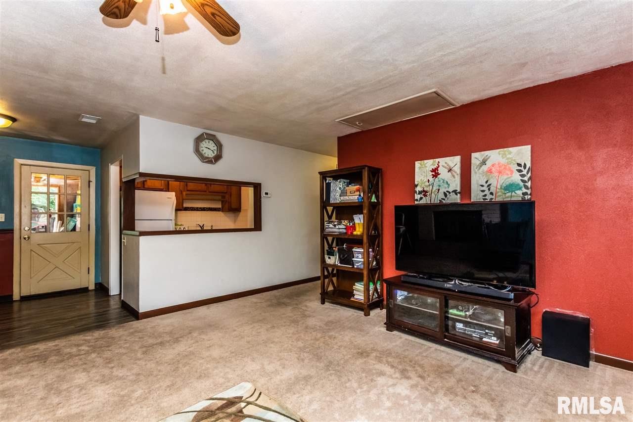 207 Craig Road Marquette Heights, IL 61554 - Photo 5 of 25 Gallery Image 5