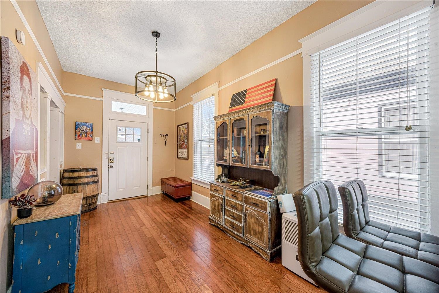 977 Philadelphia Street Memphis, TN 38104 - Photo 5 of 14 a view of a livingroom with furniture window and wooden floor