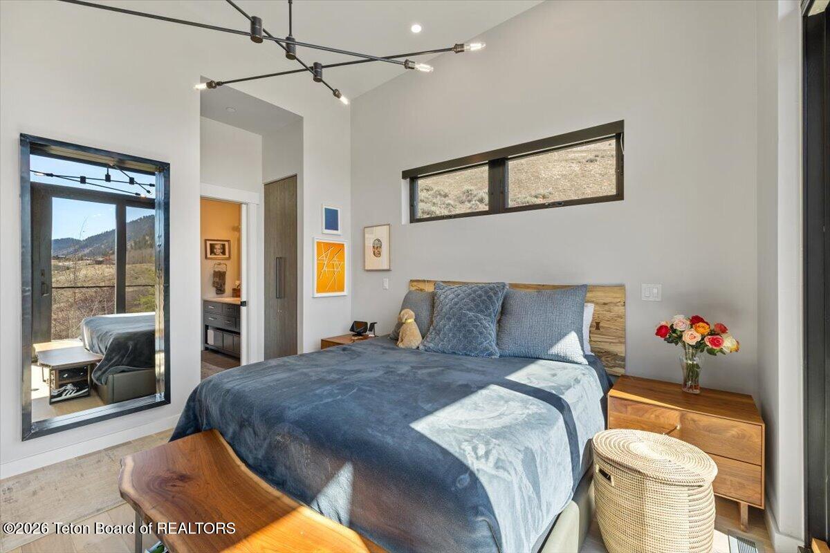 14270 Wagon Road Jackson, WY 83001 - Photo 9 of 29 Primary Bedroom