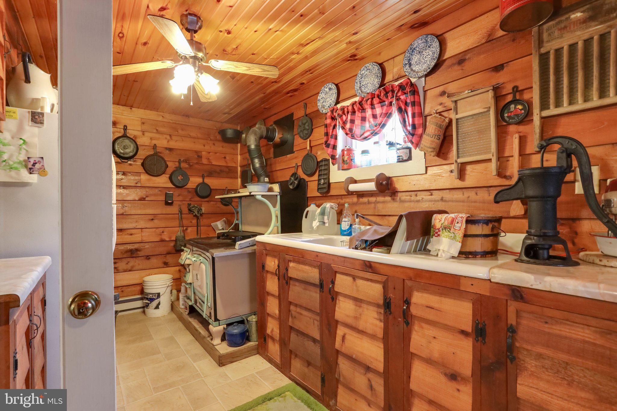 1054 Fleming Road Purgitsville, WV 26710 - Photo 18 of 56