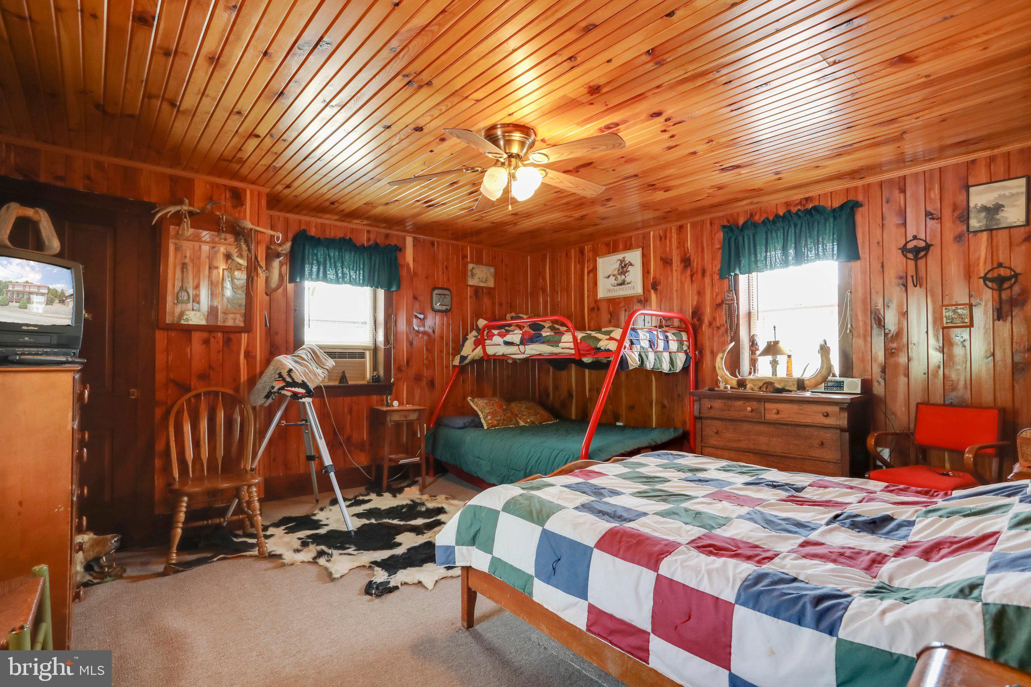 1054 Fleming Road Purgitsville, WV 26710 - Photo 22 of 56