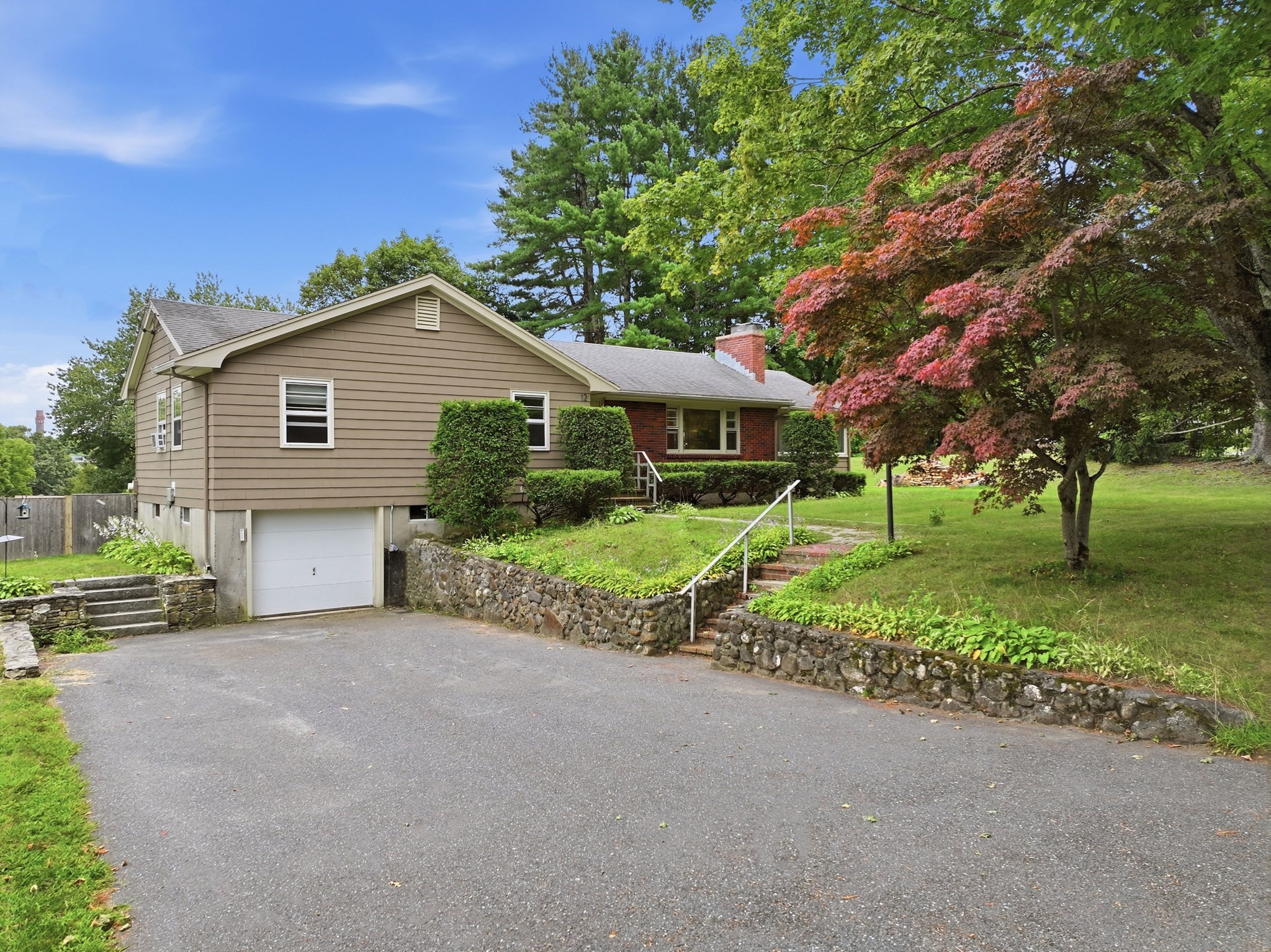 12 Summer Hill Road Maynard, MA 01754 - Photo 5 of 42 Gallery Image 5