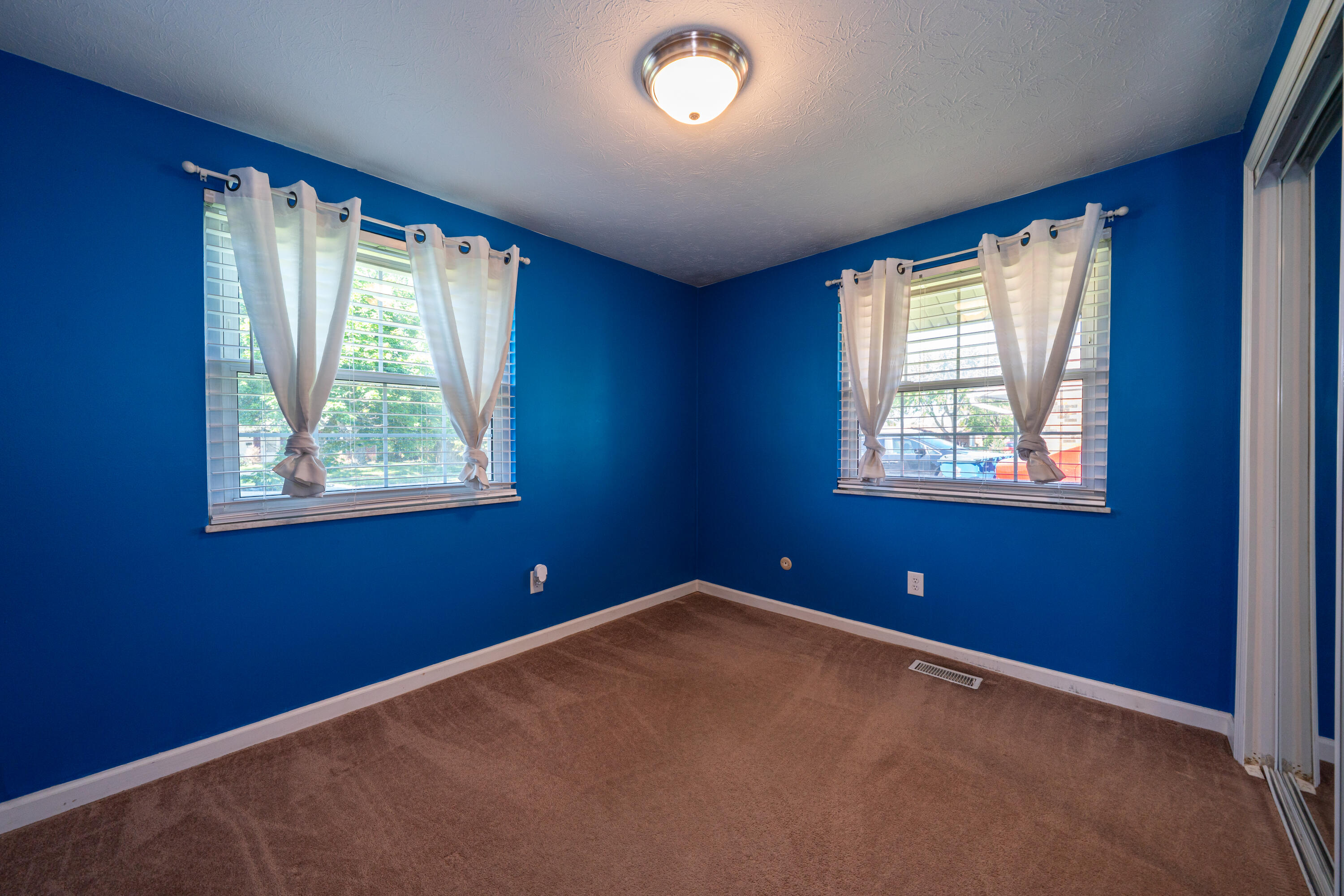 4537 Powell Road Dayton, OH 45424 - Photo 27 of 60