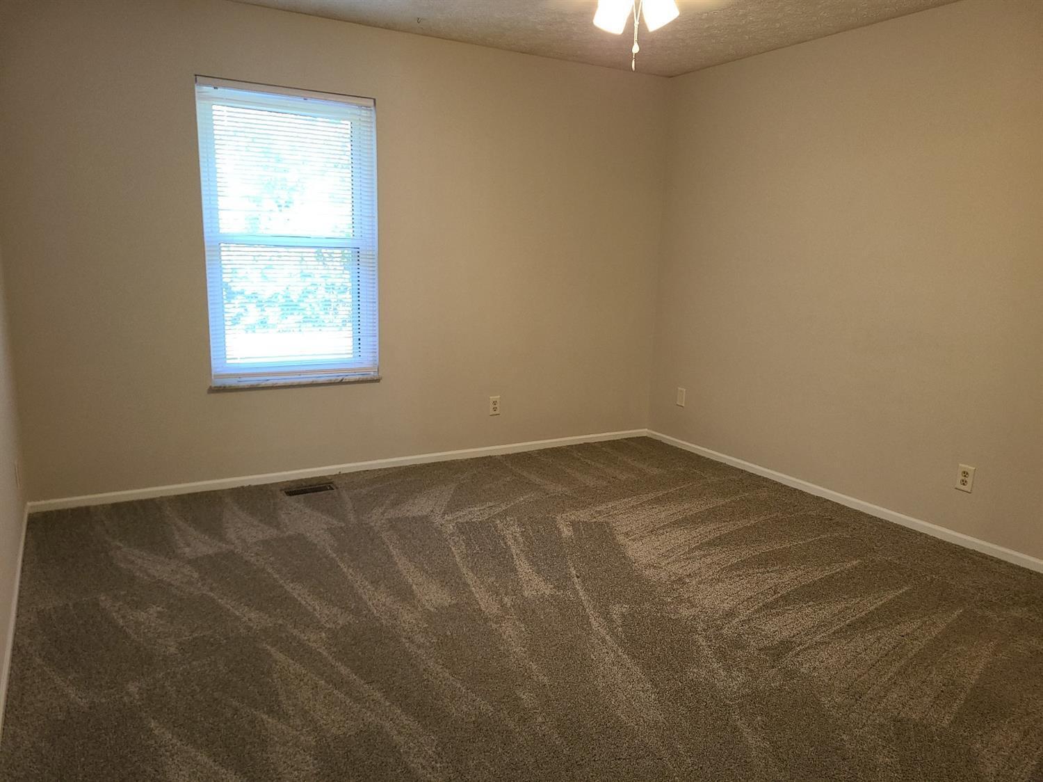 2078 Sunset Drive Hamilton, OH 45013 - Photo 7 of 12