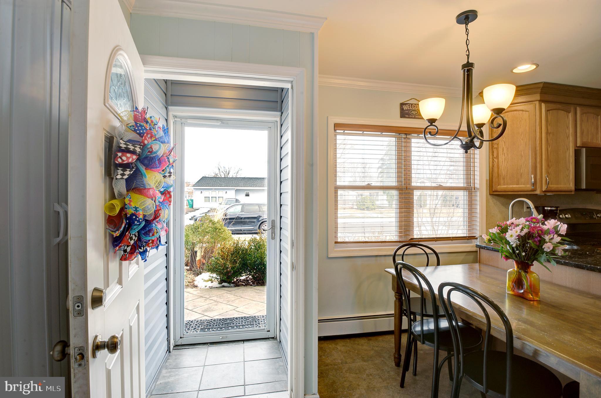 69 Gaping Rock Road Levittown, PA 19057 - Photo 3 of 21 Foyer