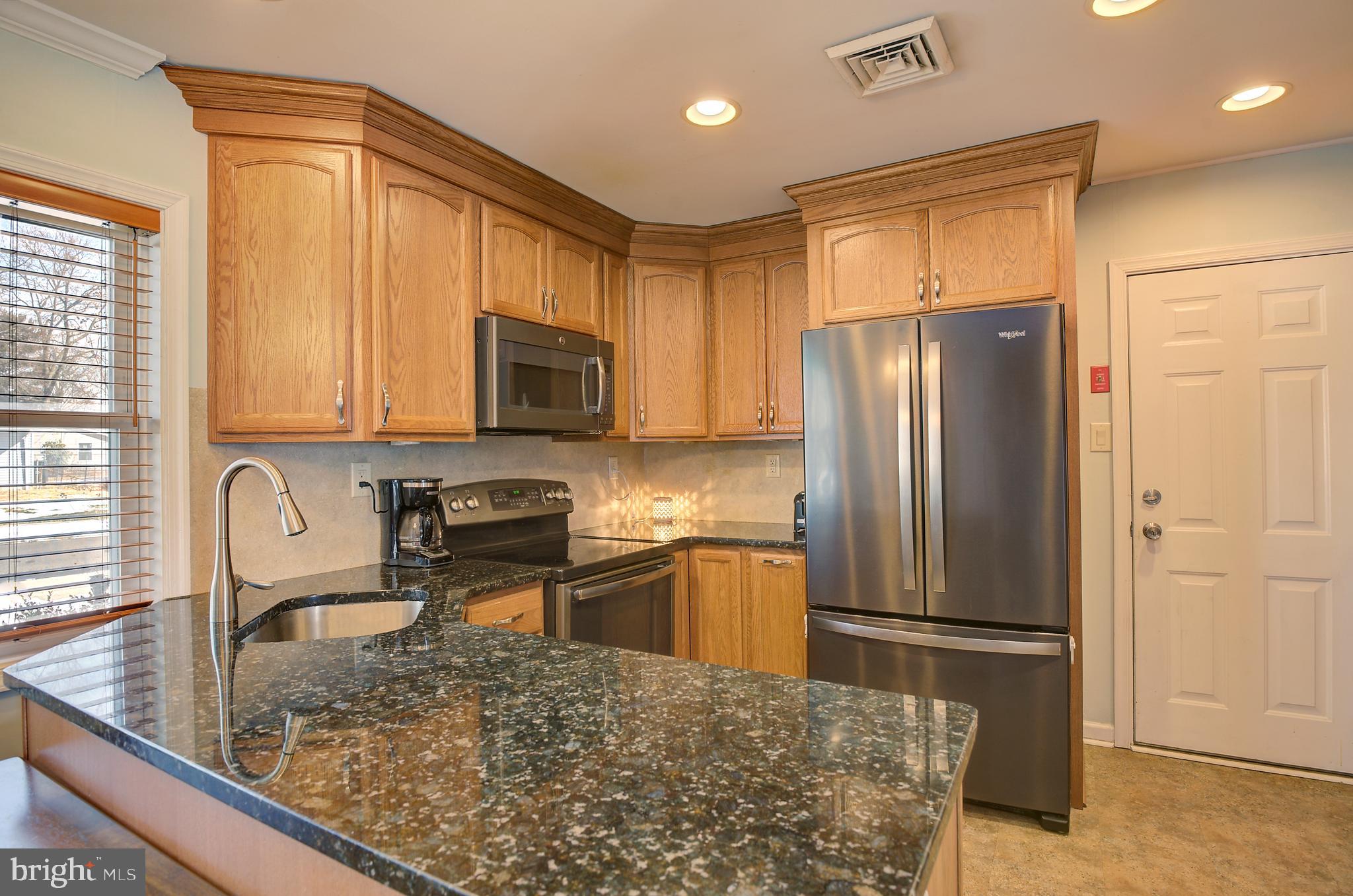 69 Gaping Rock Road Levittown, PA 19057 - Photo 6 of 21 Kitchen