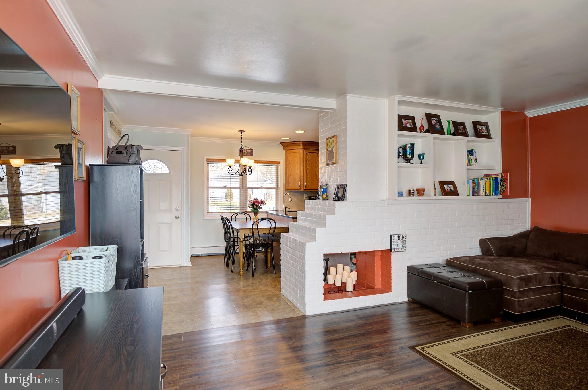 69 Gaping Rock Road Levittown, PA 19057 - Photo 10 of 21 Living Room