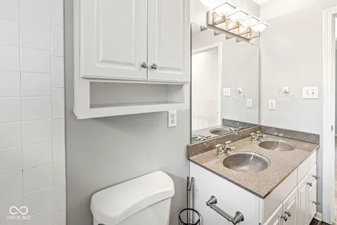 $349,900 | 6442 Royal Oakland Drive, Indianapolis, IN 46236