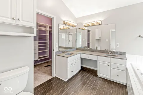 $349,900 | 6442 Royal Oakland Drive, Indianapolis, IN 46236