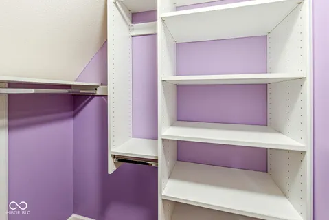 $349,900 | 6442 Royal Oakland Drive, Indianapolis, IN 46236