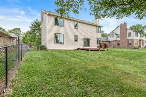 $349,900 | 6442 Royal Oakland Drive, Indianapolis, IN 46236