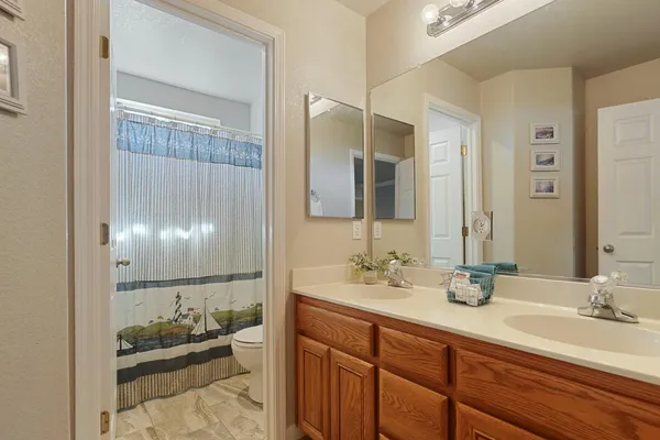 $845,000 | 2043 Derrick Avenue, Manteca, CA 95337