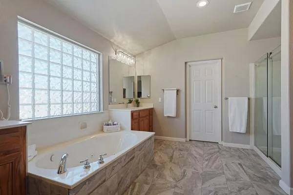 $845,000 | 2043 Derrick Avenue, Manteca, CA 95337