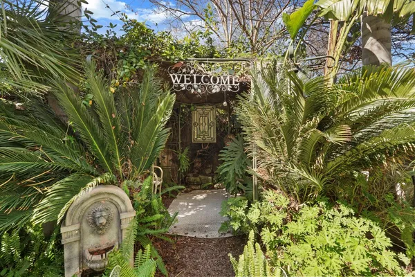 $845,000 | 2043 Derrick Avenue, Manteca, CA 95337