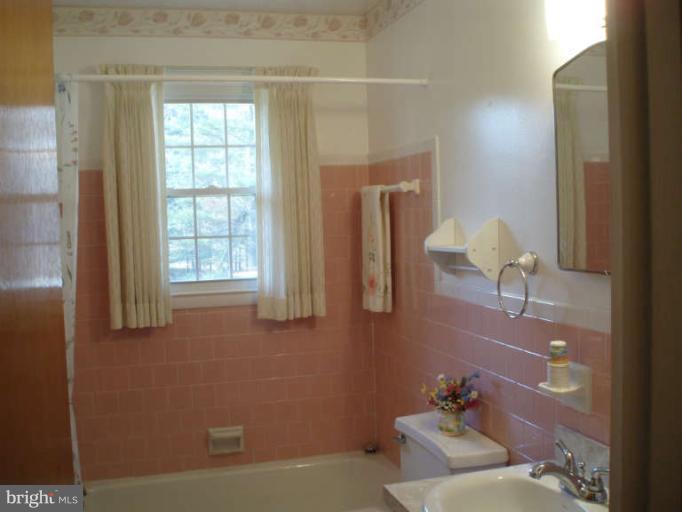 702 Remington Road Fallston, MD 21047 - Photo 11 of 13 Bath