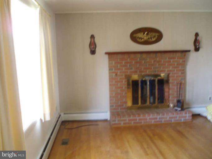 702 Remington Road Fallston, MD 21047 - Photo 5 of 13 Living Room