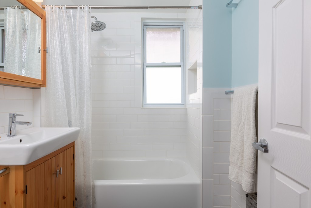 130 Sutherland Road, Unit 6 Boston, MA 02135 - Photo 12 of 21