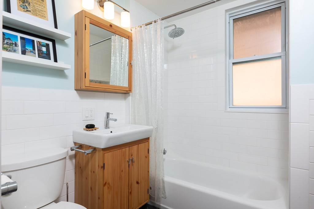 130 Sutherland Road, Unit 6 Boston, MA 02135 - Photo 6 of 21