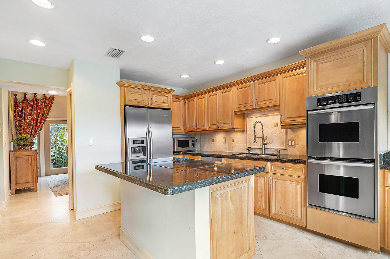 4211 Northwest 26th Court Boca Raton, FL 33434 - Photo 17 of 46 013-4211NW26thCt-BocaRaton-FL-small