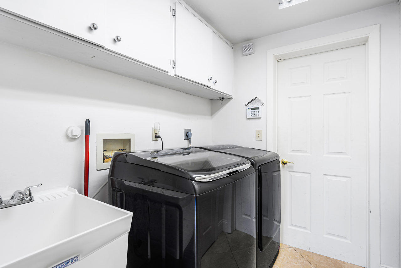 4211 Northwest 26th Court Boca Raton, FL 33434 - Photo 19 of 46 016-4211NW26thCt-BocaRaton-FL-small