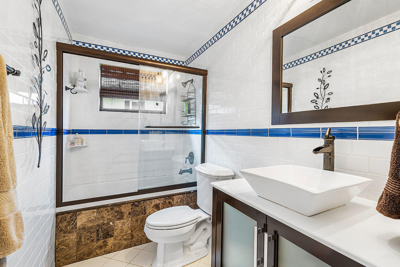 4211 Northwest 26th Court Boca Raton, FL 33434 - Photo 24 of 46 021-4211NW26thCt-BocaRaton-FL-small