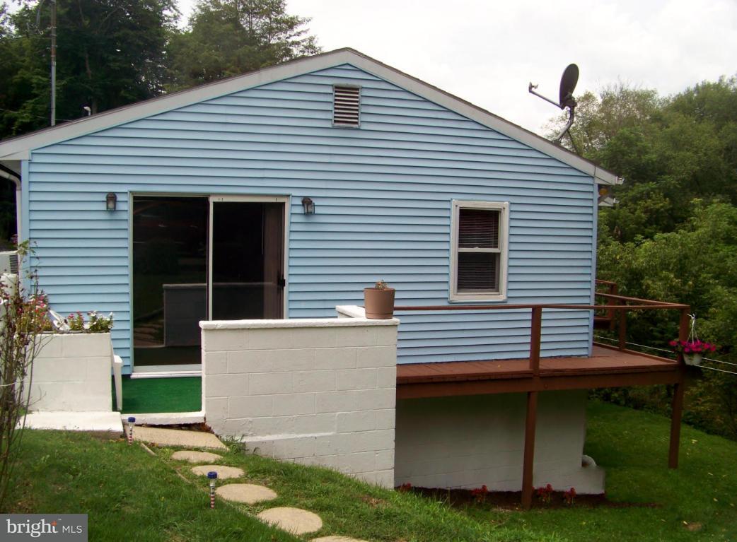 2282 Quarry Road Lebanon, PA 17046 - Photo 16 of 17 Gallery Image 16