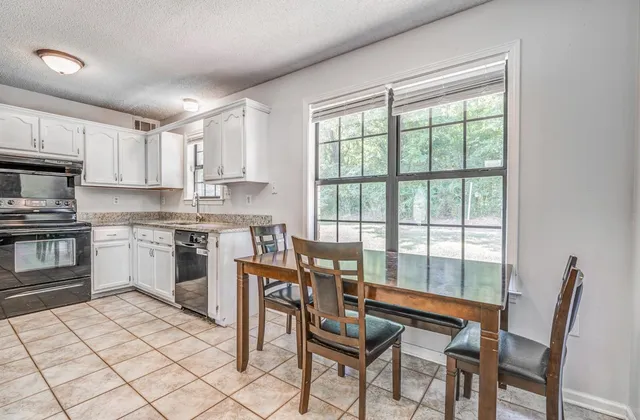 $299,000 | 595 Hickory Lane, Millington, TN 38053