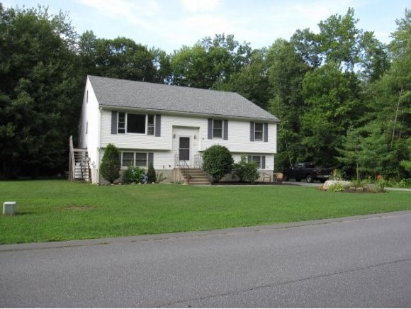7 Ivan Gile Road Salem, NH 03079 - Photo 1 of 1