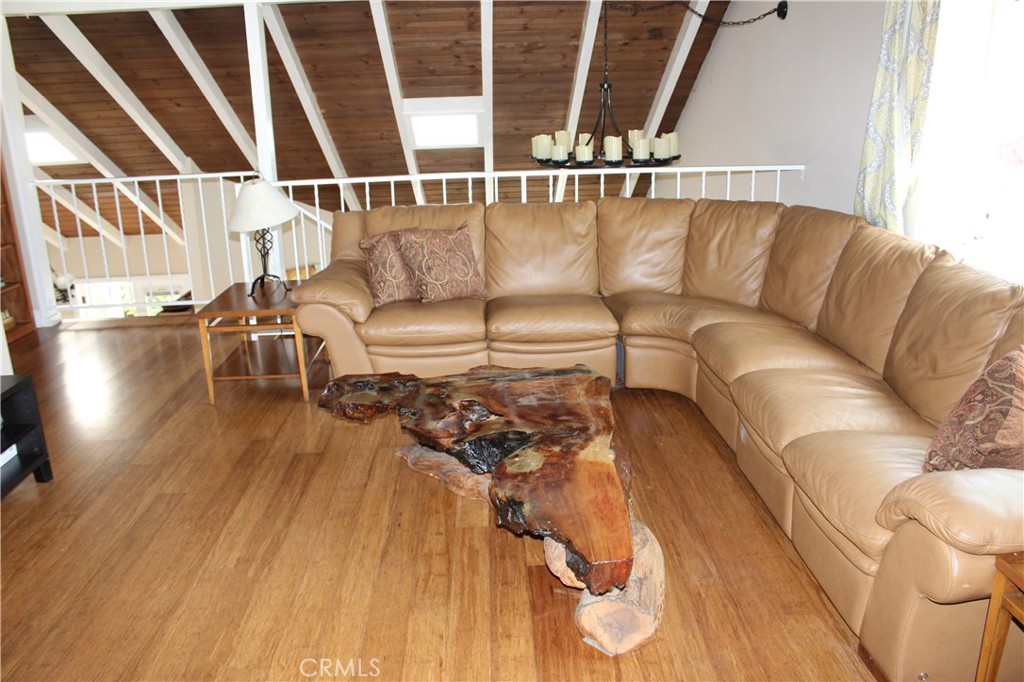 5201 Wavecrest Way Oxnard, CA 93035 - Photo 5 of 13 Livingroom #2