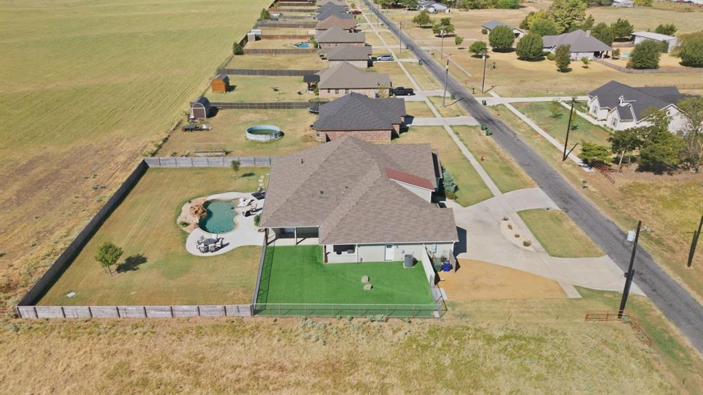 568 Watson Road Whitesboro, TX 76273 - Photo 36 of 40 Gallery Image 36