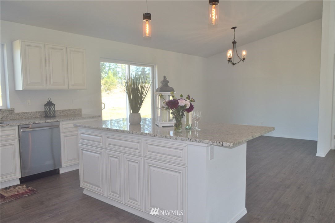 149 Southeast Phillips Road Shelton, WA 98584 - Photo 11 of 40 Gallery Image 11