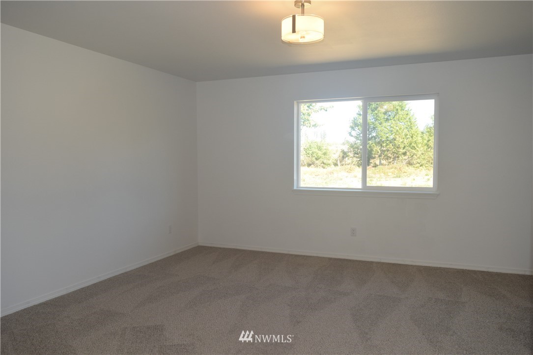 149 Southeast Phillips Road Shelton, WA 98584 - Photo 13 of 40 Gallery Image 13