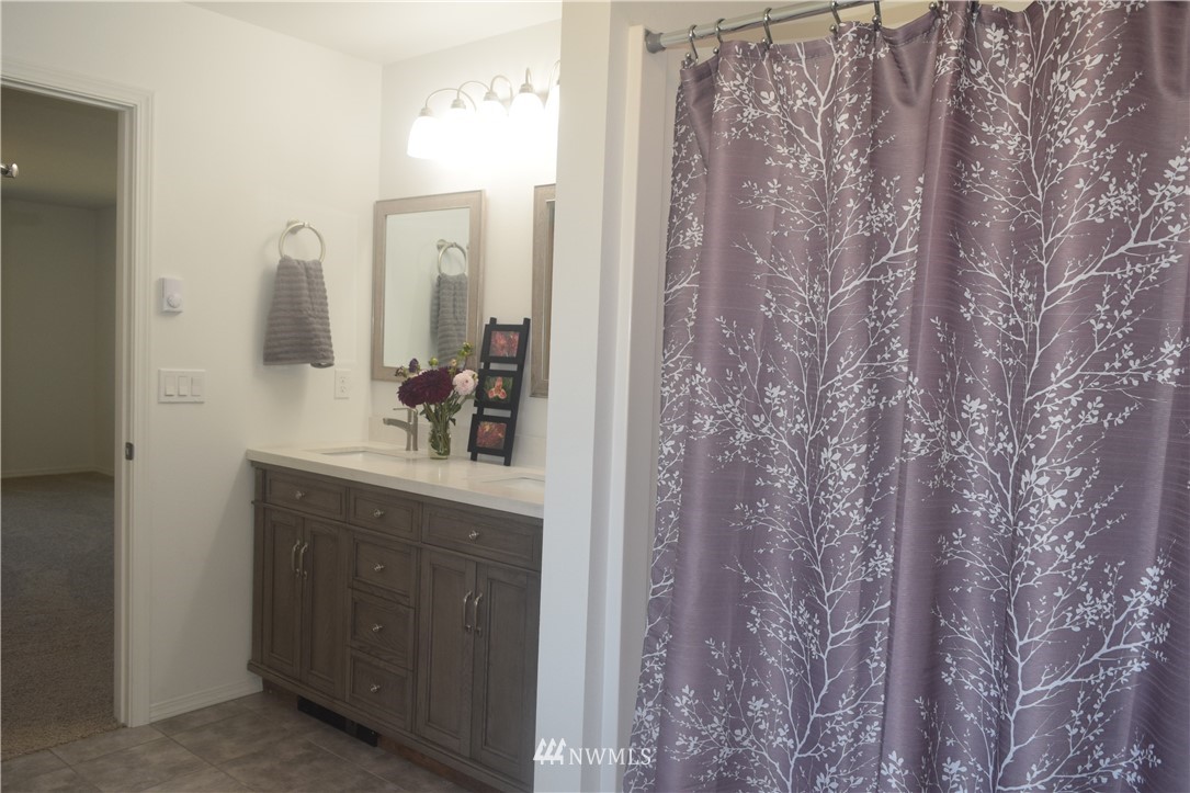 149 Southeast Phillips Road Shelton, WA 98584 - Photo 16 of 40 Gallery Image 16