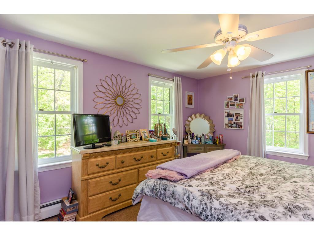 12 Garvin Road Derry, NH 03038 - Photo 17 of 25