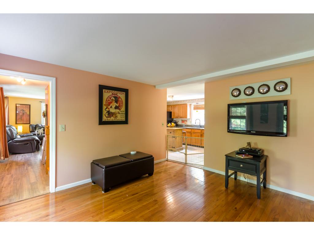 12 Garvin Road Derry, NH 03038 - Photo 7 of 25